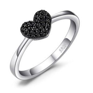 New Sterling SILVER Heart black stones Ring